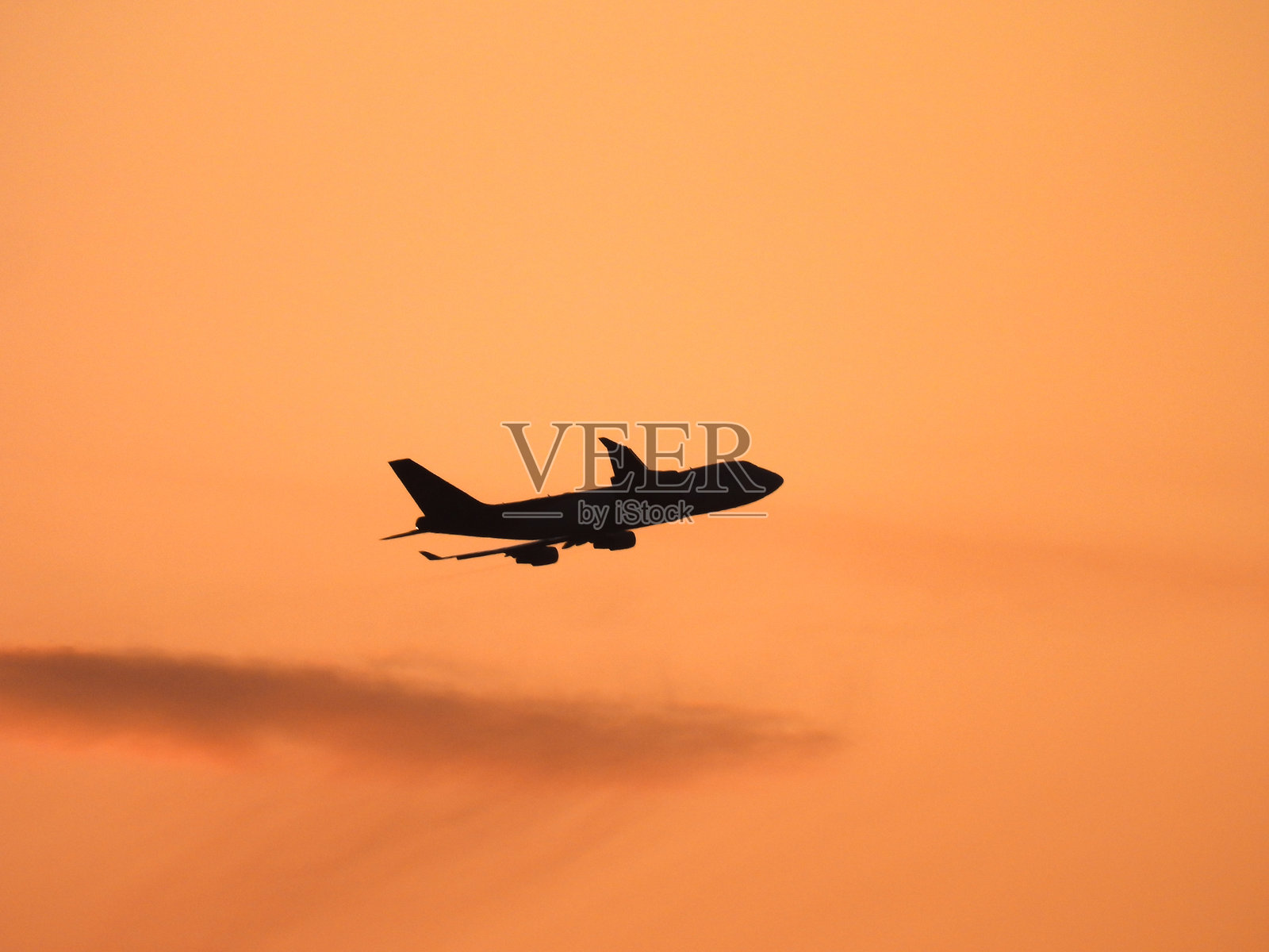 UPS B747 春季日落照片摄影图片