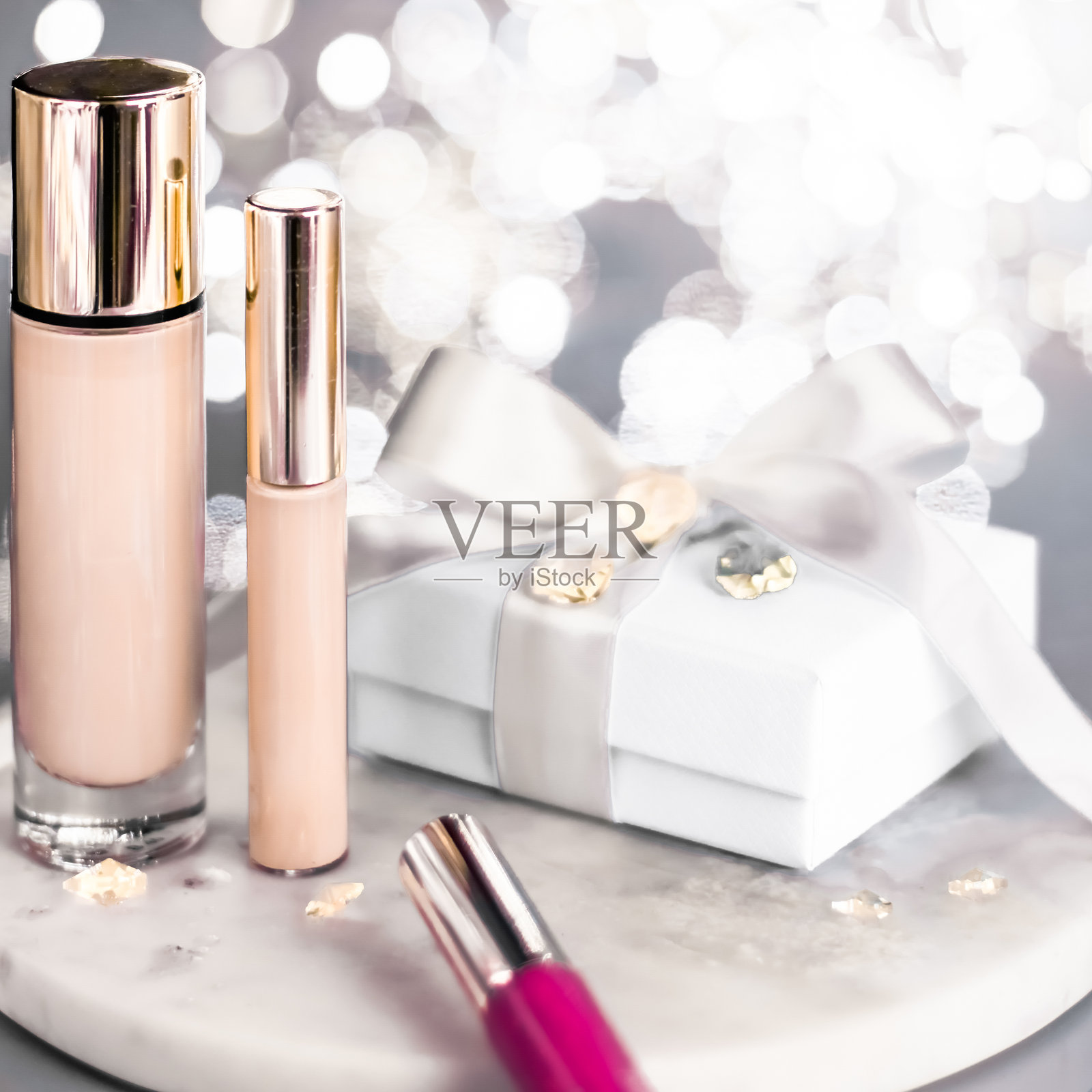 桌上美容产品的特写照片摄影图片