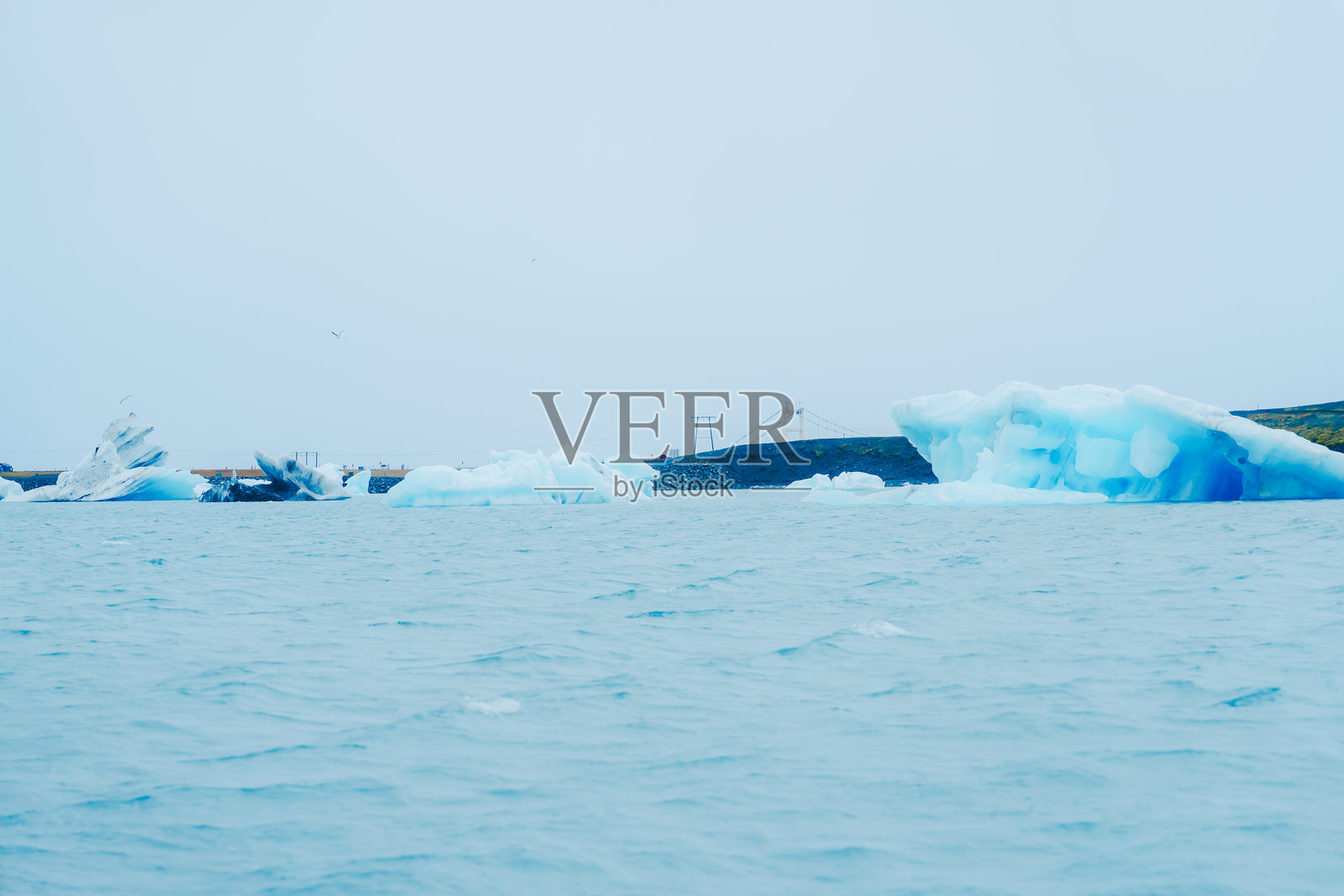 冰岛美丽的杰古沙龙湖。照片摄影图片