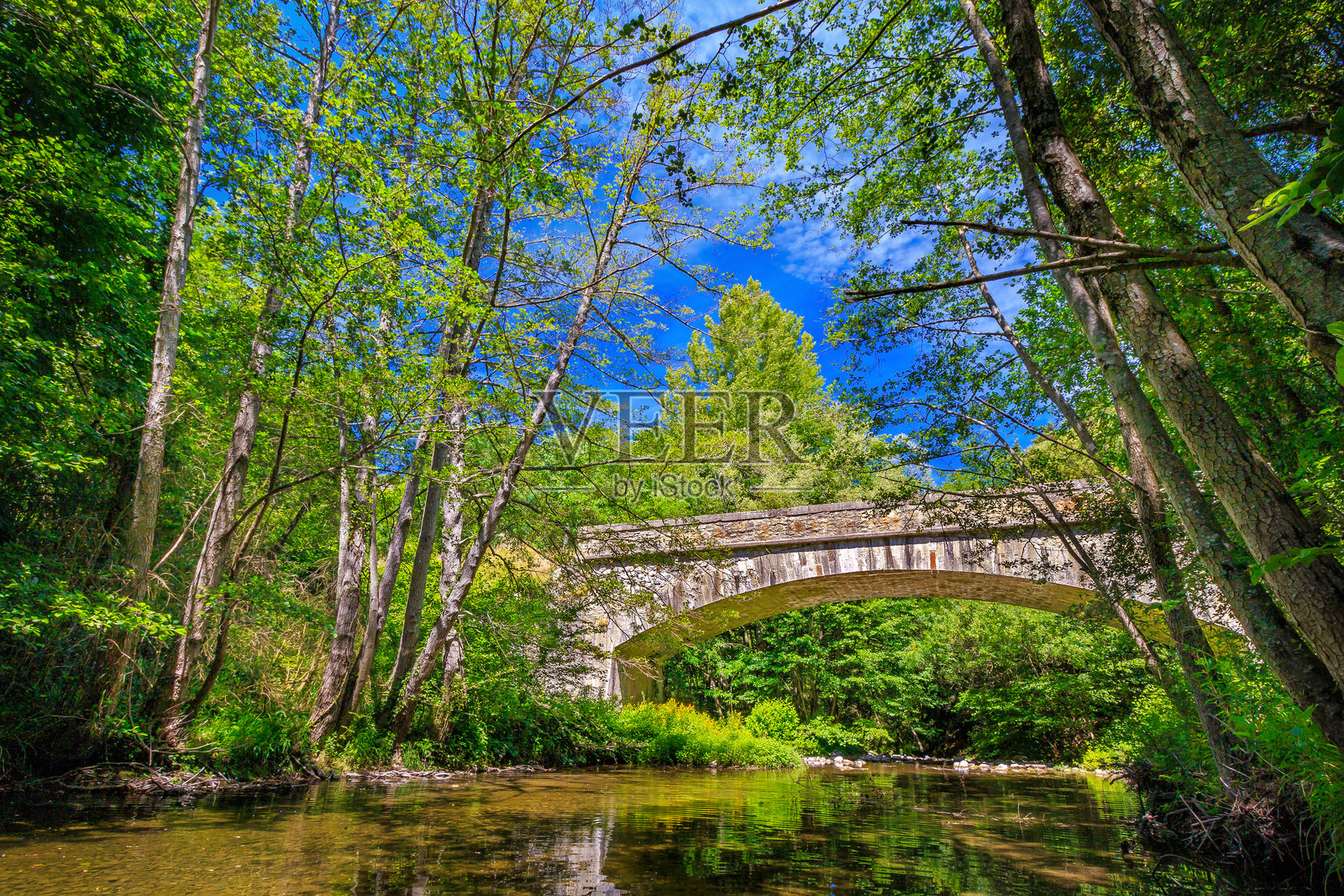 法国奥尔比厄河照片摄影图片