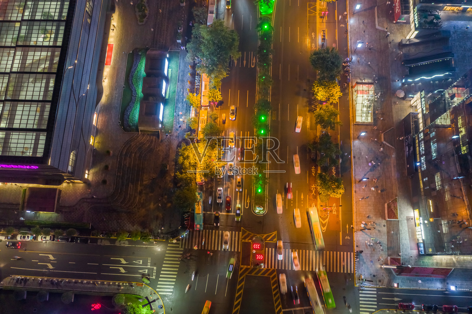 西安城市夜景的航拍摄影，陕西，中国，亚洲。照片摄影图片