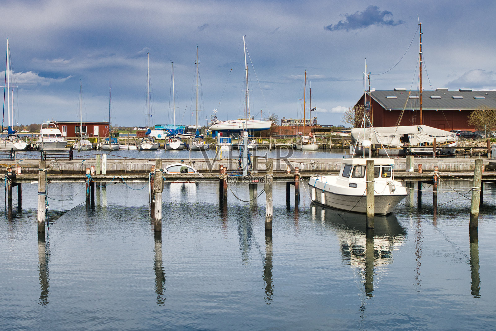 霍尔贝克港码头照片摄影图片