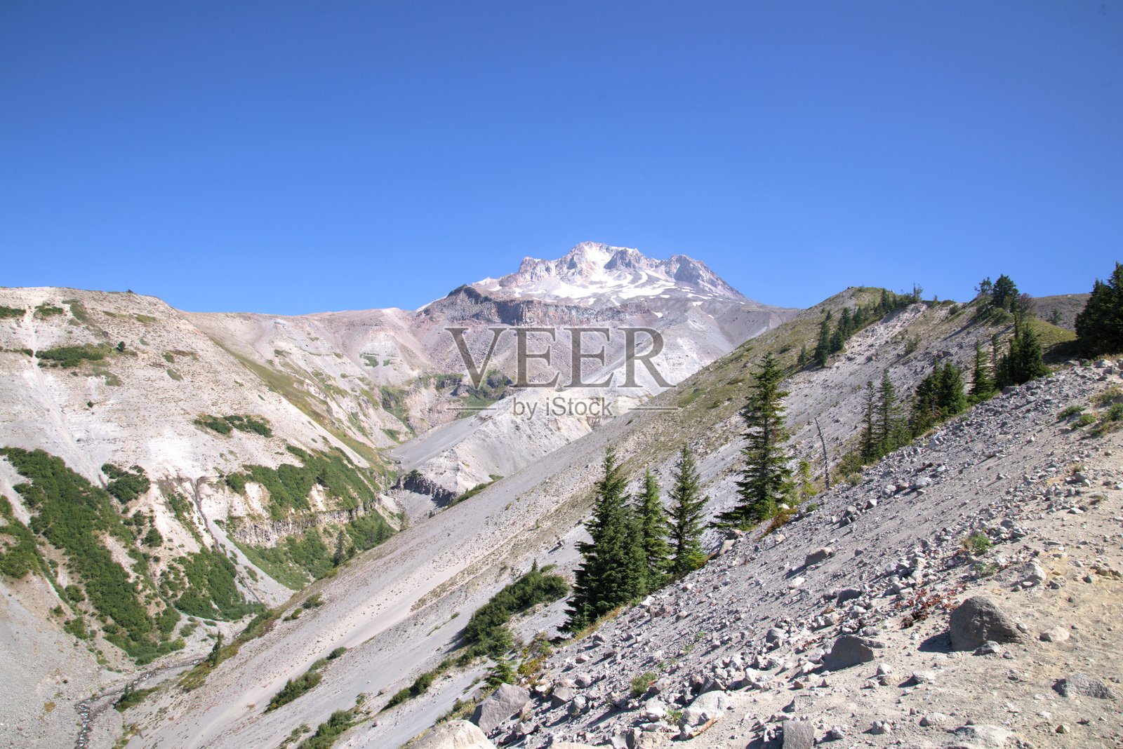 俯瞰胡德山峰的景色照片摄影图片