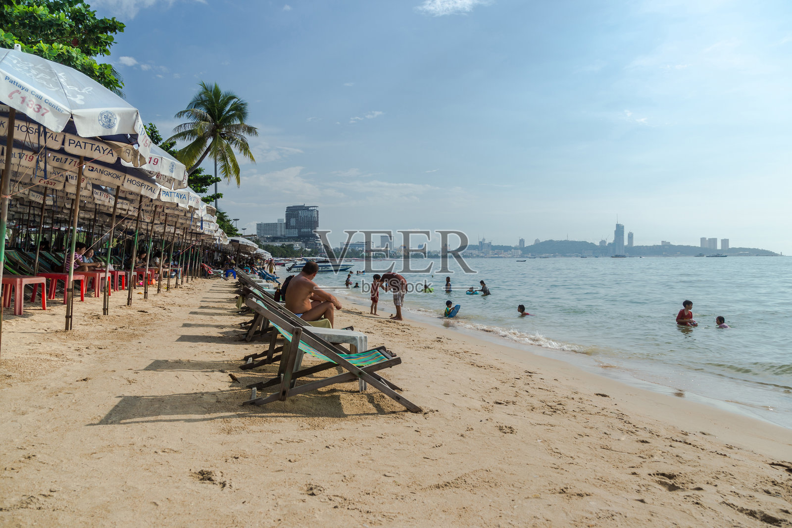 芭提雅海滩照片摄影图片
