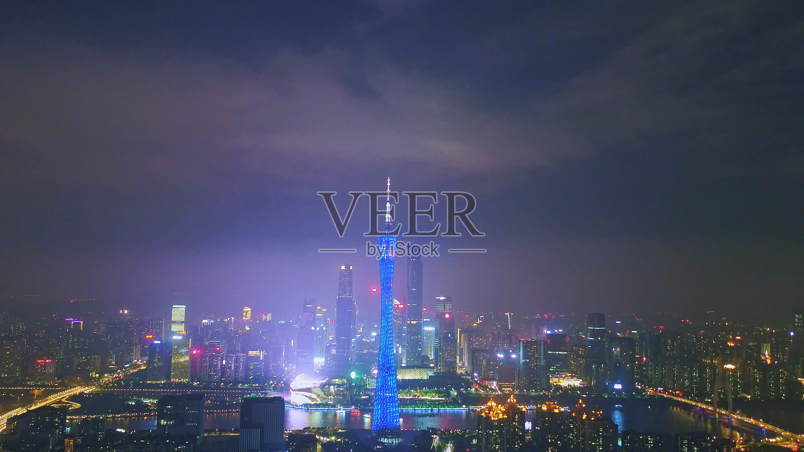 广州城市天际线的航拍照片，珠江新城，广东，中国，亚洲。照片摄影图片