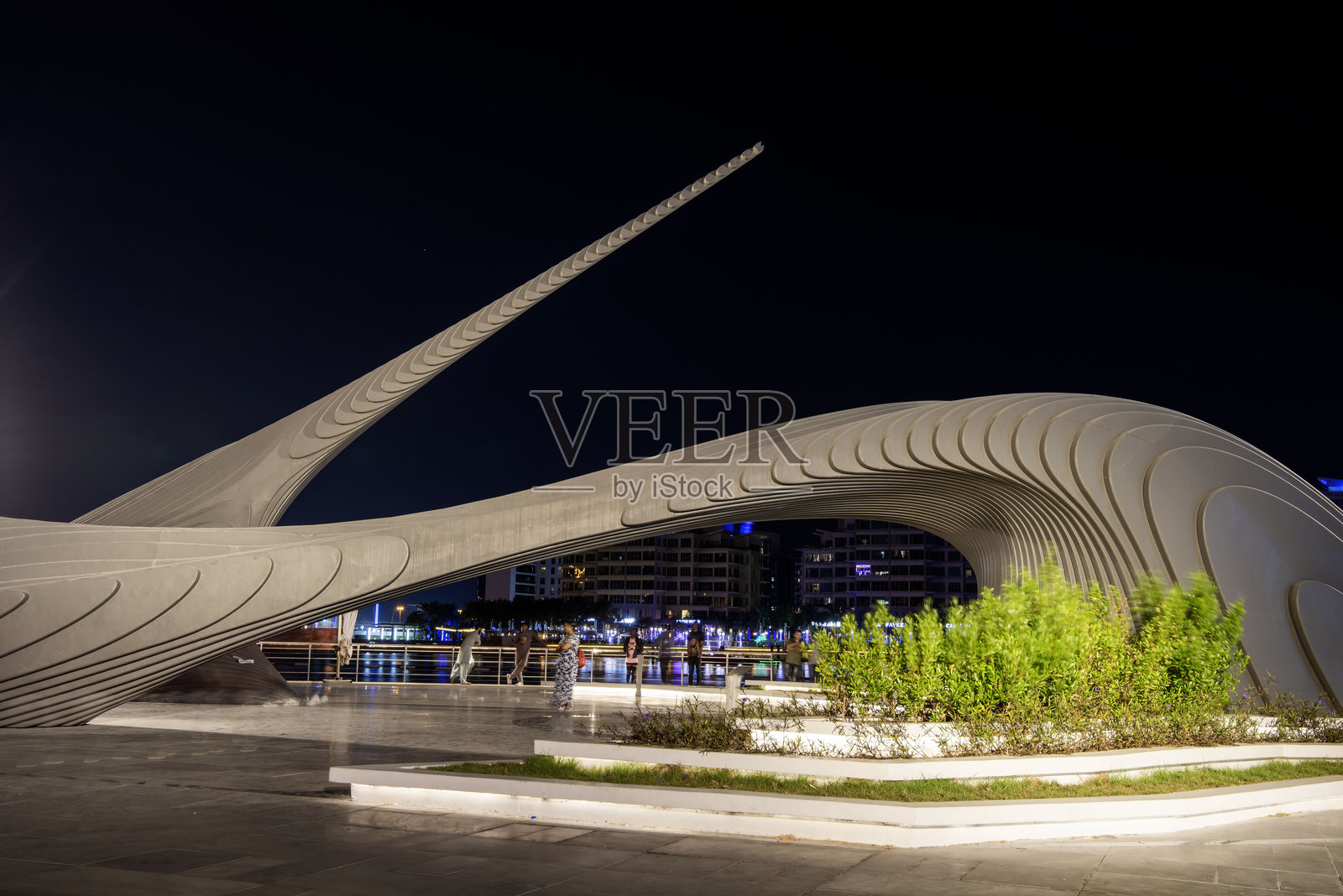 麦纳麦滨海大道Athar巴林女性纪念碑日出照片摄影图片