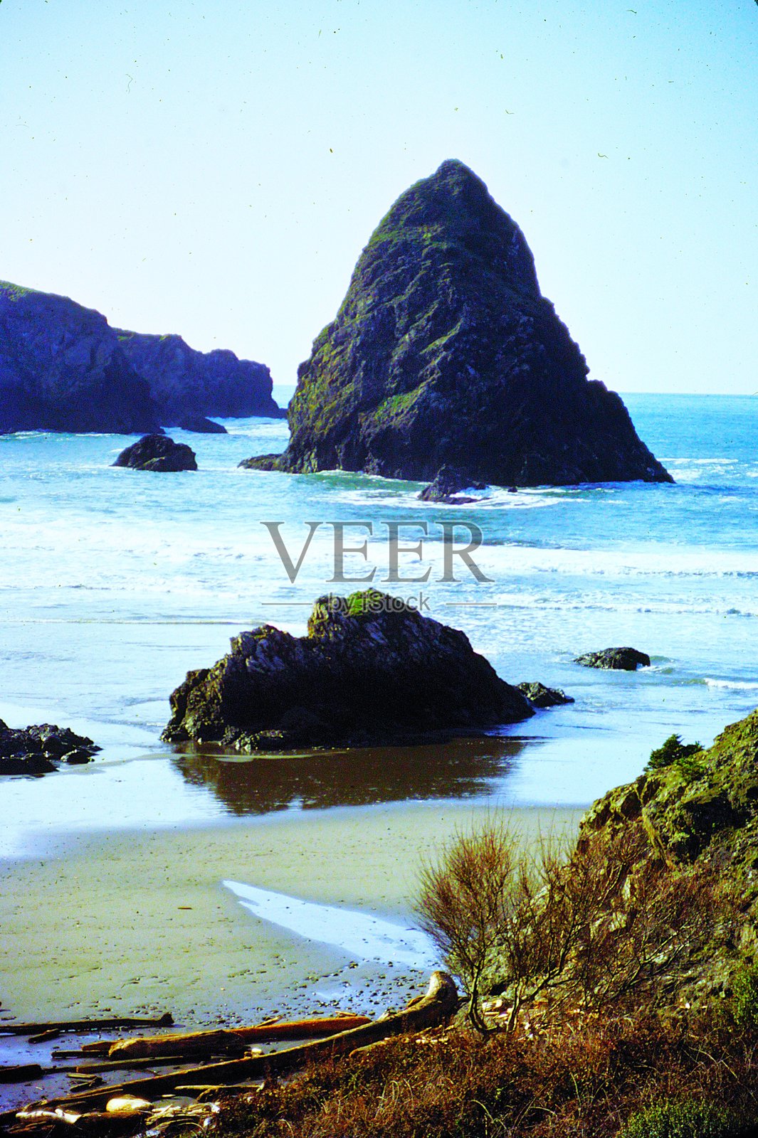 南俄勒冈海岸的州立公园、风景观景点、休闲区、国家野生动物保护区和州立海滩，位于太平洋沿岸，1982年12月。照片摄影图片