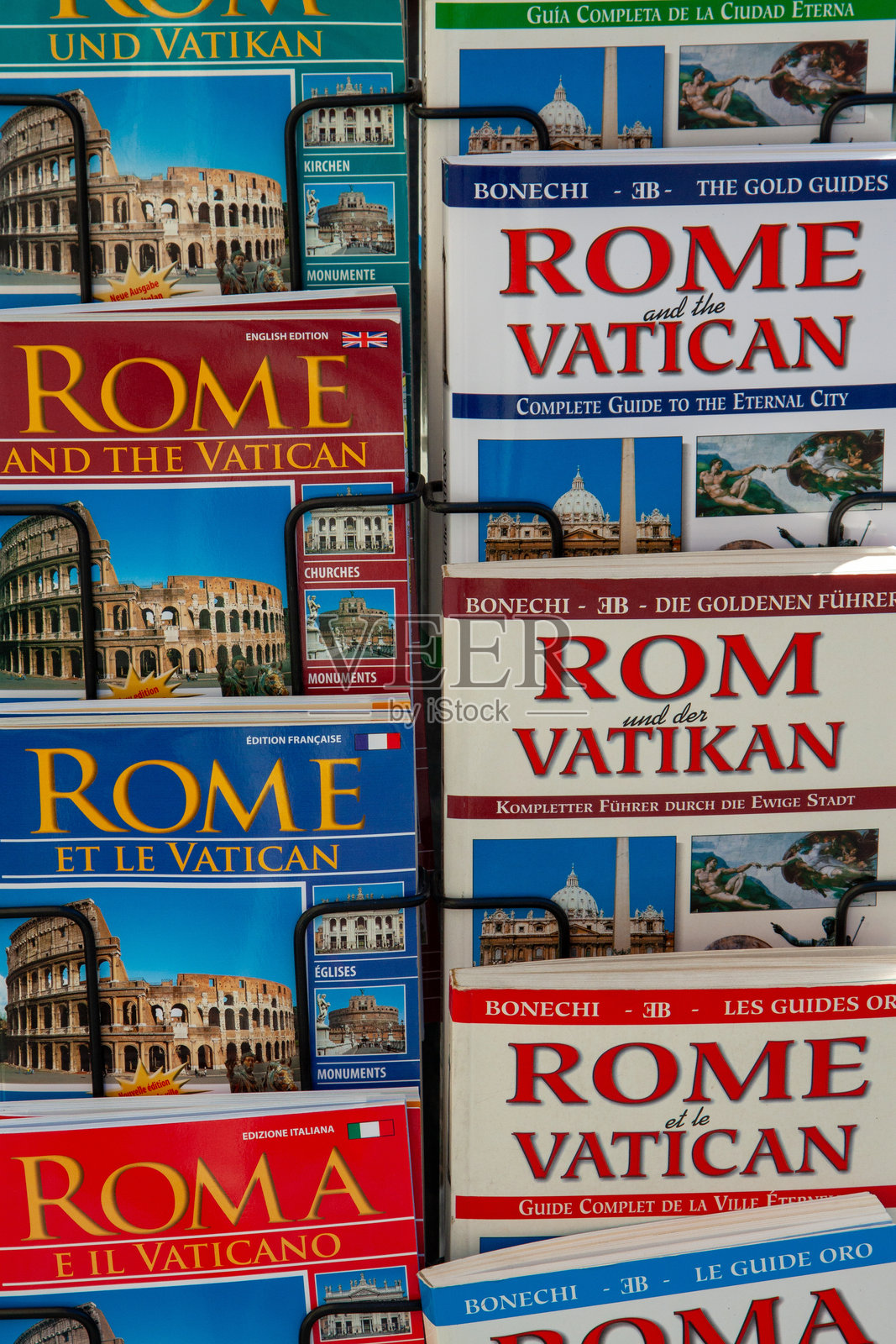 意大利首都罗马的多语言旅行指南照片摄影图片