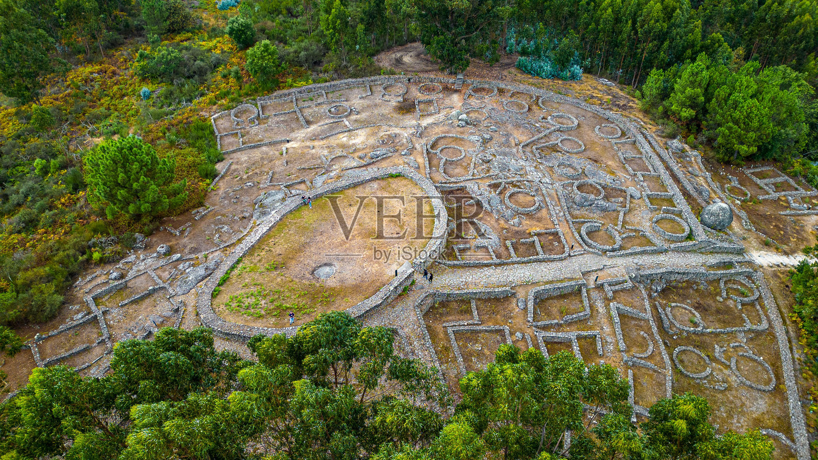 蒙特莫津霍古城,佩纳菲尔照片摄影图片