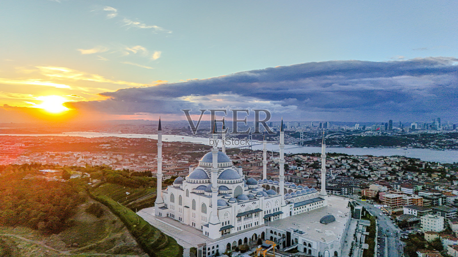 伊斯坦布尔查姆利贾清真寺航拍镜头 4K库存视频照片摄影图片