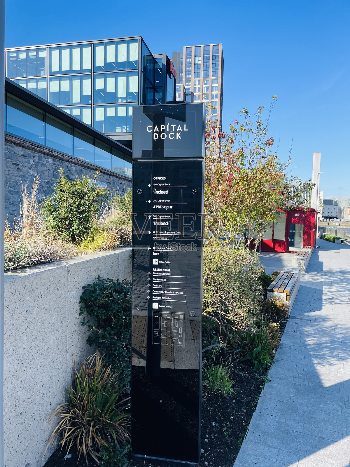 都柏林爱尔兰的资本码头。照片摄影图片