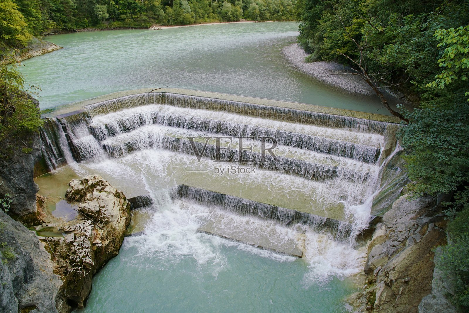 德国菲森的莱希瀑布照片摄影图片