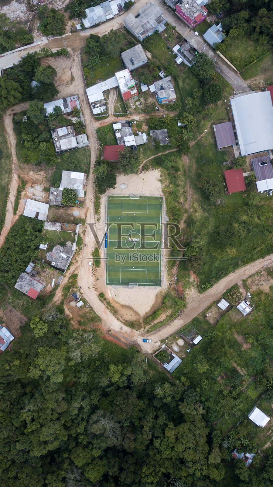 墨西哥瓦哈卡州的桑托斯·雷耶斯·诺帕拉镇的鸟瞰图照片摄影图片