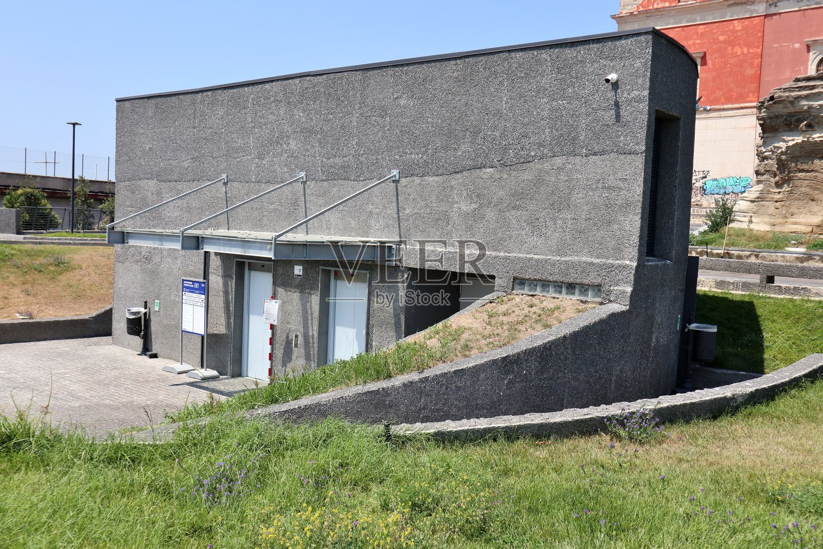 那不勒斯 - 蒙特·埃基亚缆车到皮佐法尔科内照片摄影图片