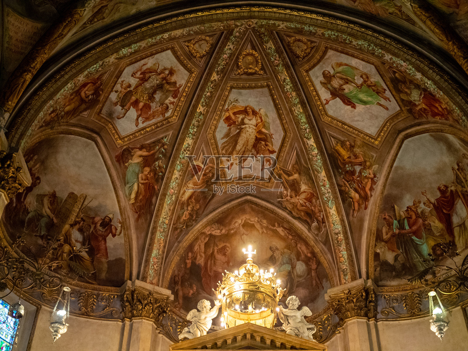 阿雷佐大教堂内部照片摄影图片