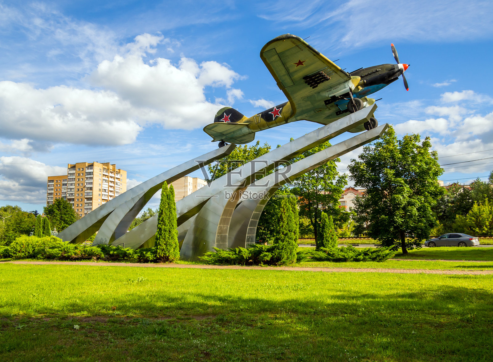 IL-2攻击机纪念碑，位于莫斯科州杜布纳市照片摄影图片
