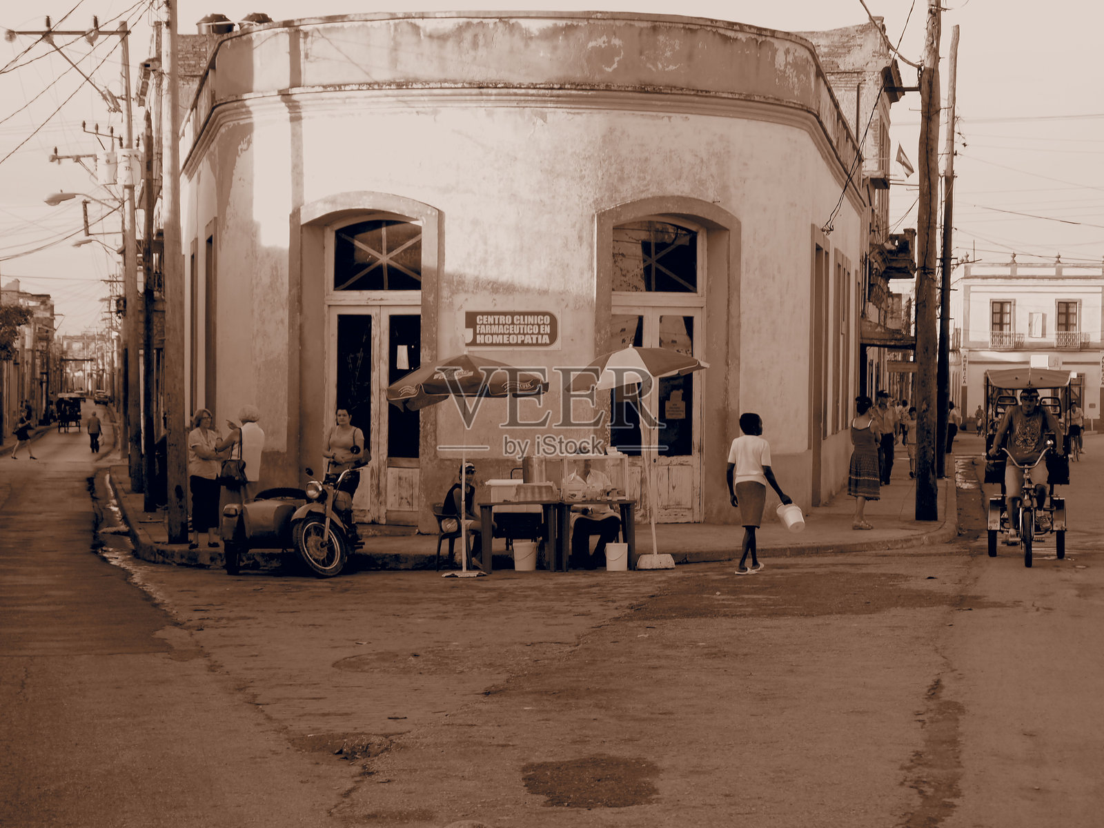 繁忙的街角照片摄影图片