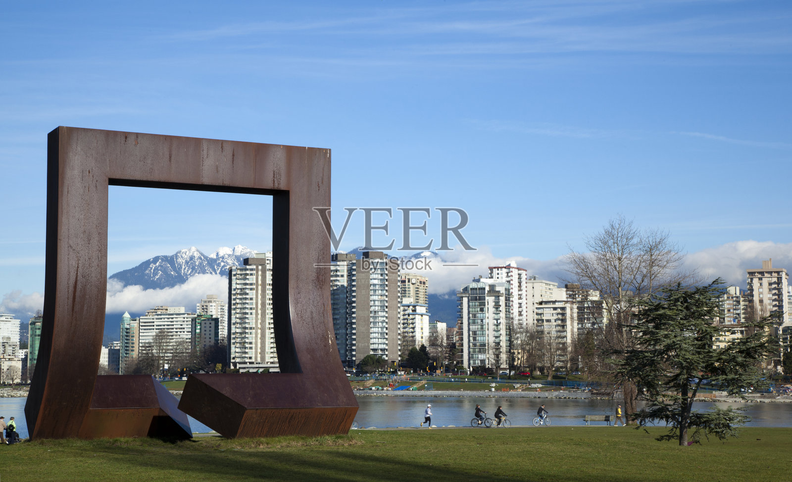 温哥华的范尼尔公园滨水区照片摄影图片