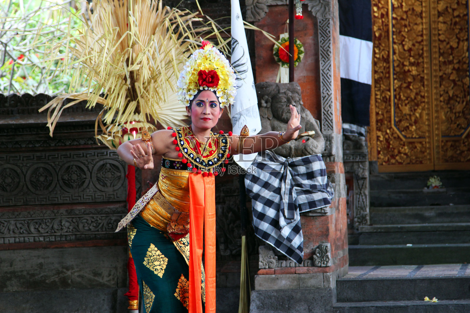 印尼：巴厘岛的巴龙仪式照片摄影图片