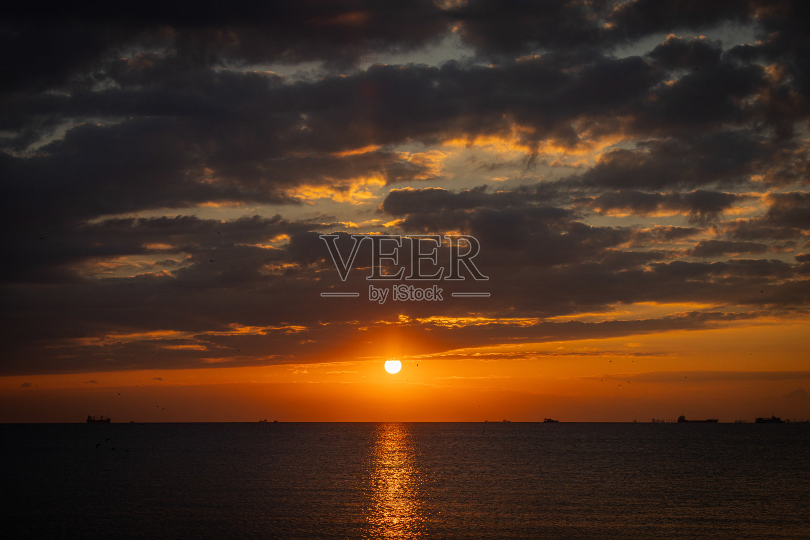 日落风景。照片摄影图片