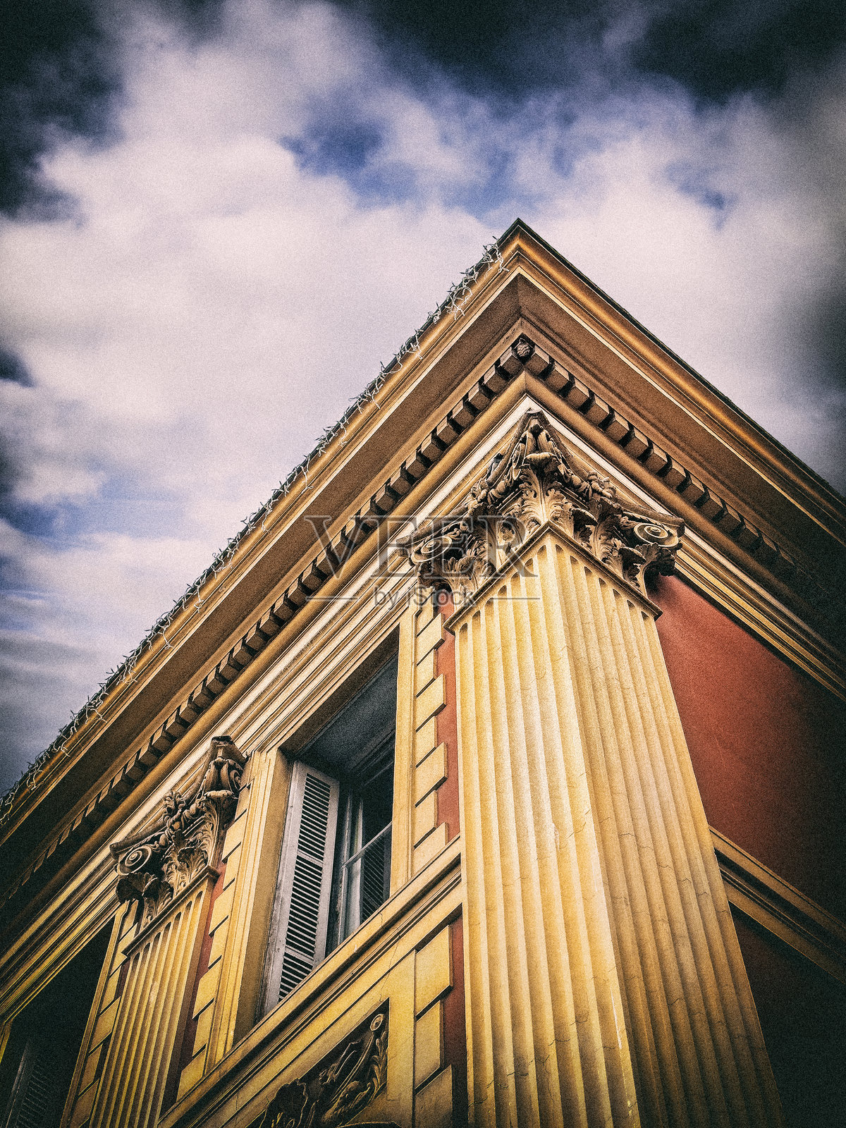 门顿市政厅历史建筑的柱子细节照片摄影图片