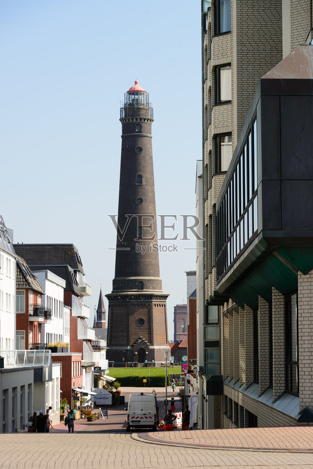 博尔库姆岛上的新灯塔照片摄影图片