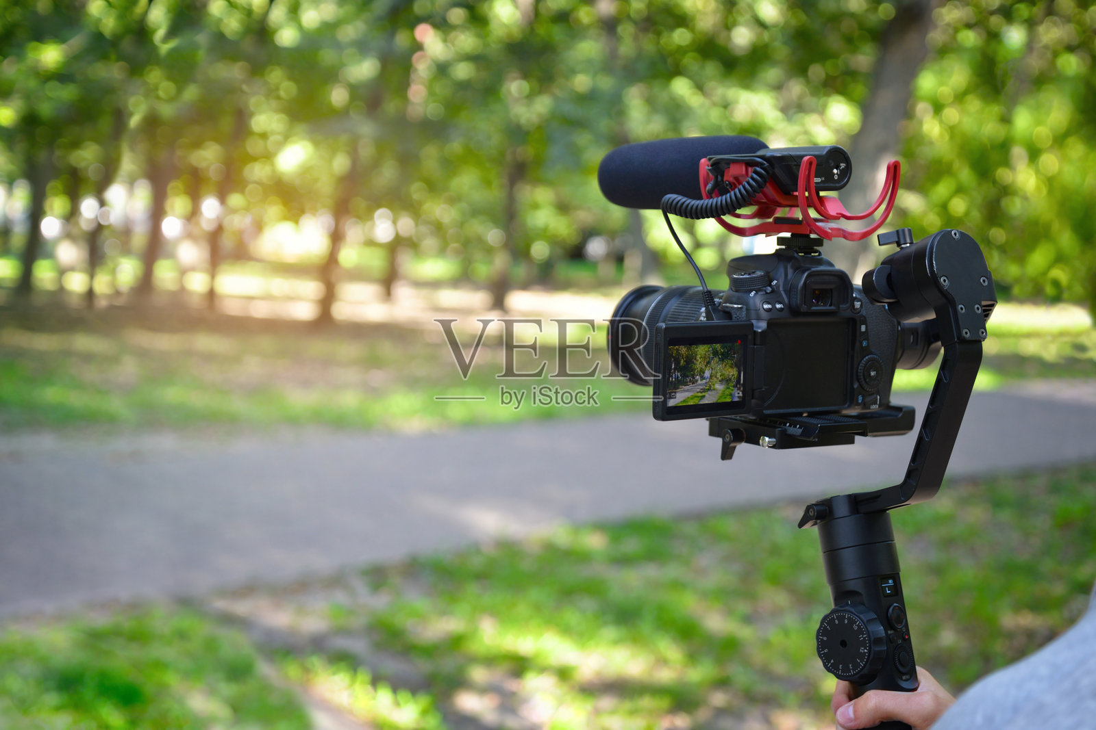 准备好开始写博客。照片摄影图片