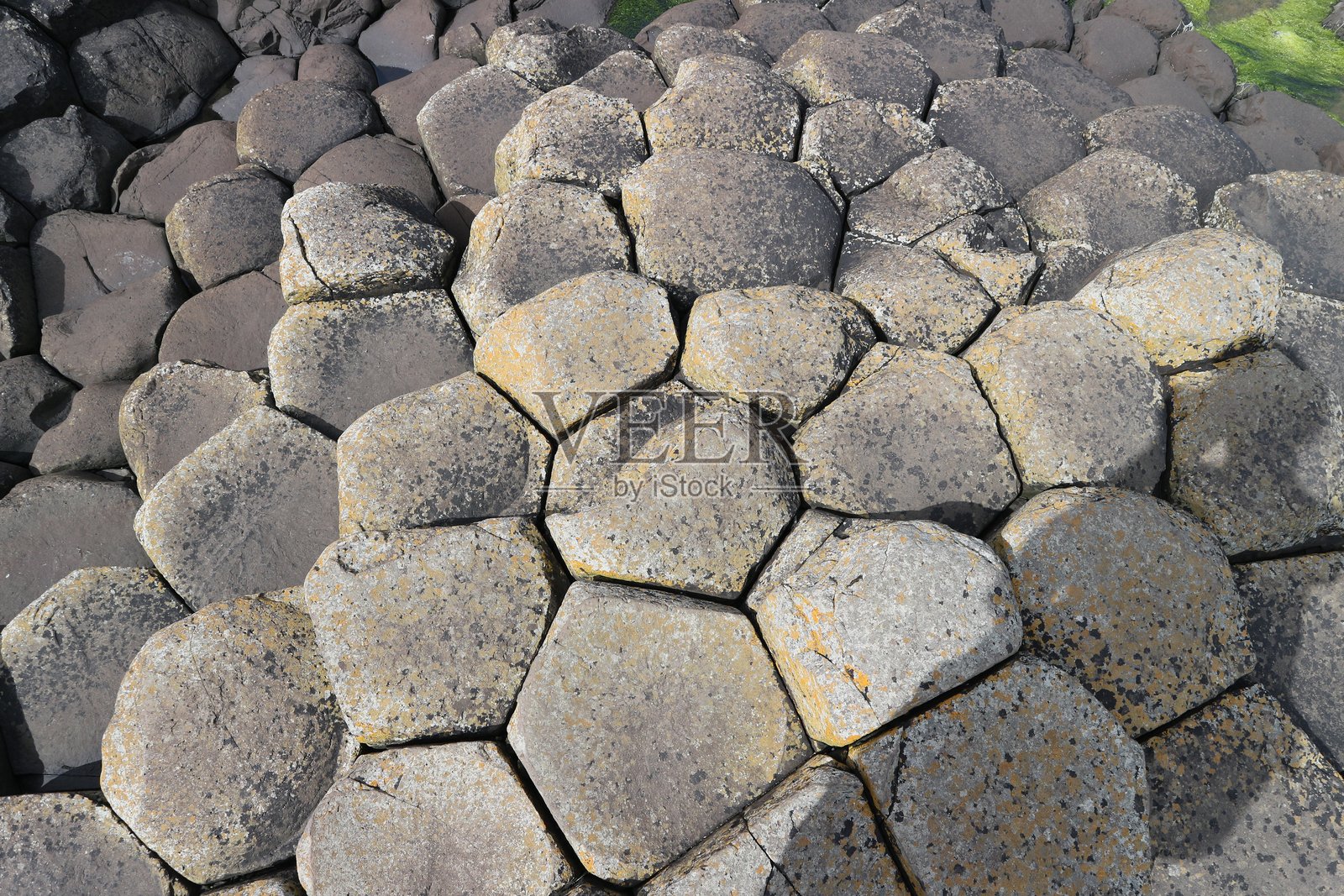 北爱尔兰巨人之路的迷人景色照片摄影图片