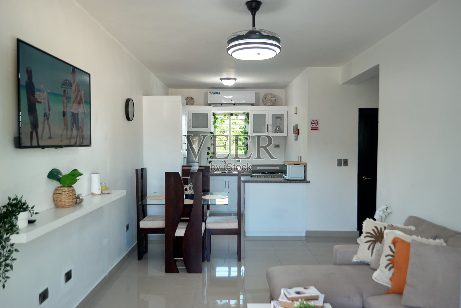 热带地区的公寓照片摄影图片