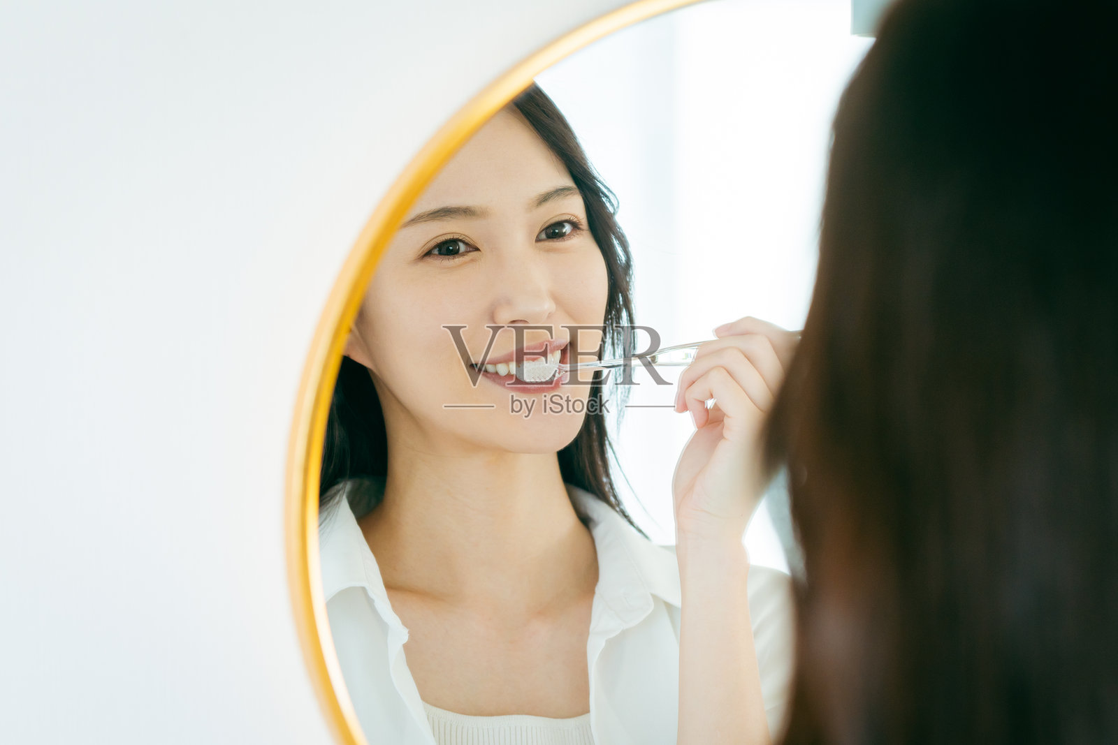 早晨的女性形象照片摄影图片