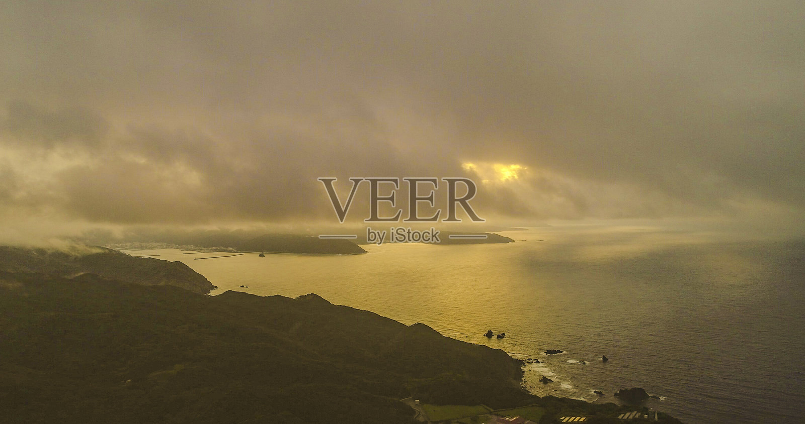 奄美大岛的日落天空照片摄影图片