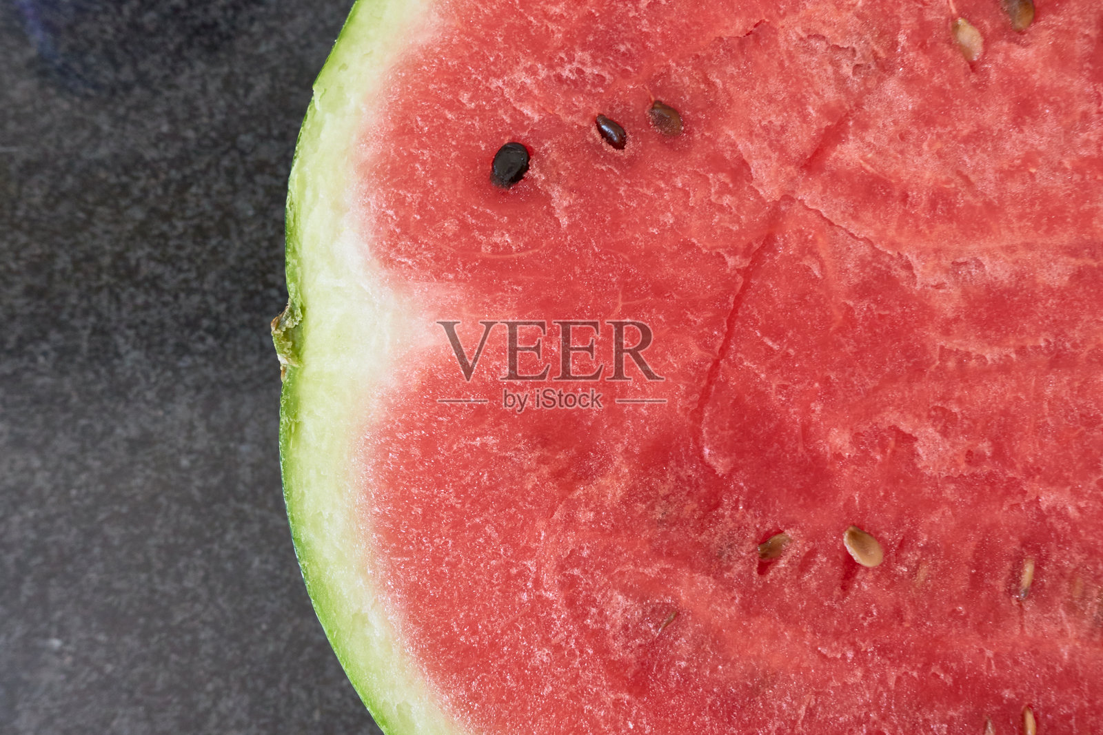 切开的西瓜特写照片摄影图片