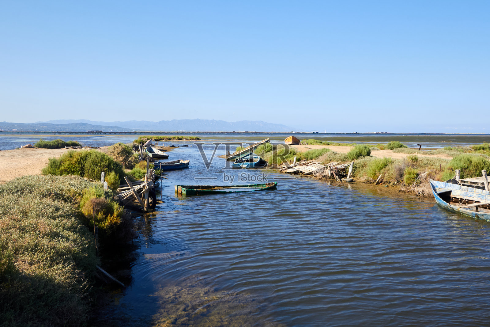 过去的回声：海洋的反思照片摄影图片