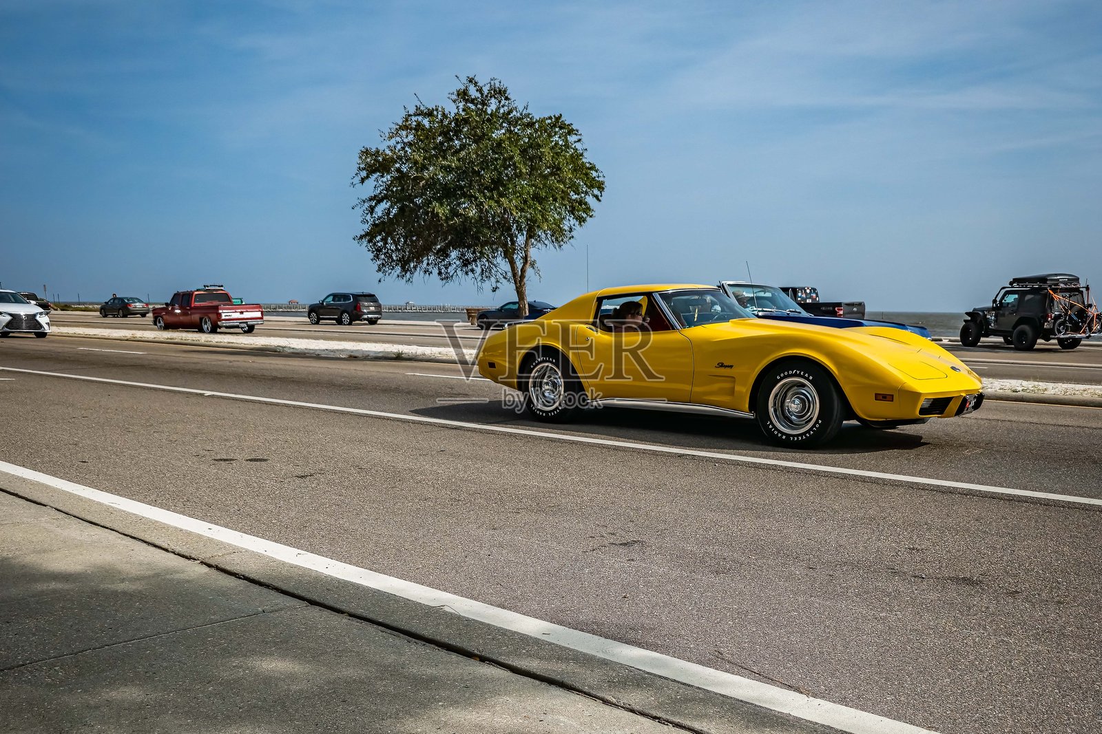 1974年雪佛兰科尔维特斯汀格雷轿跑车照片摄影图片