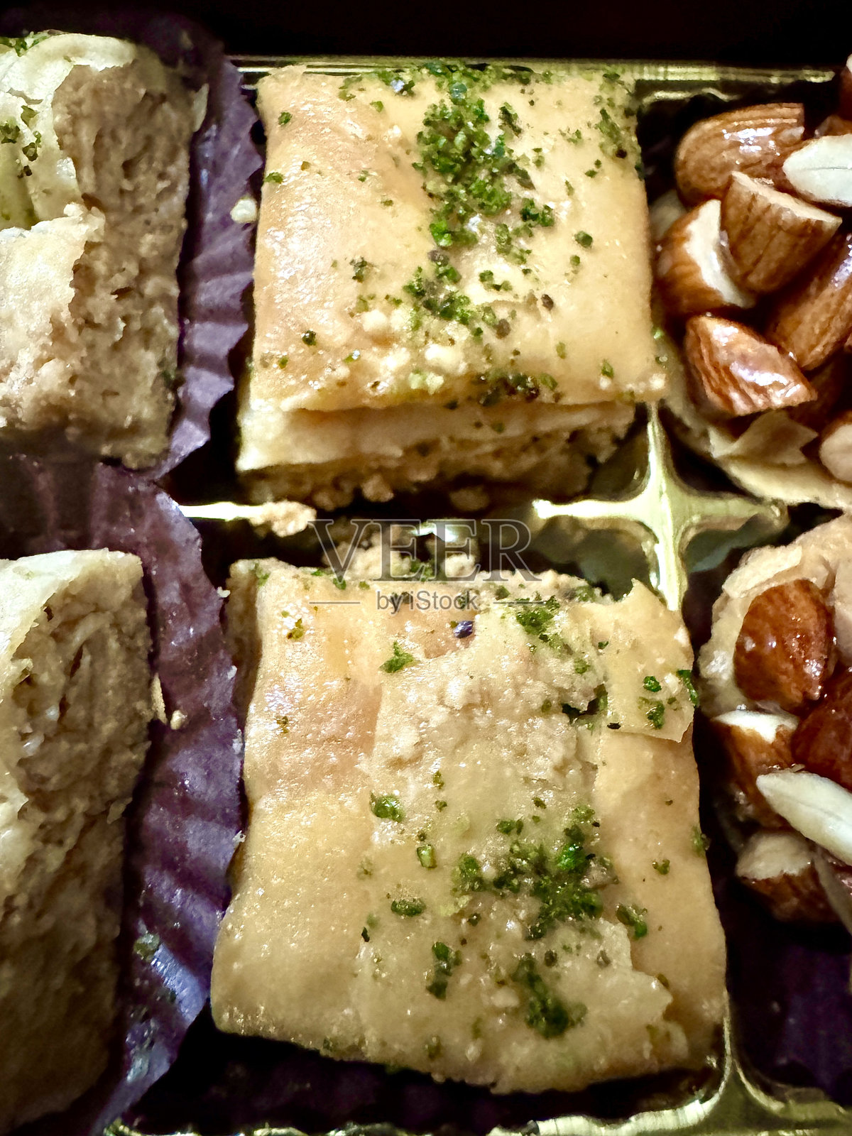 美味的土耳其甜点巴克拉瓦照片摄影图片