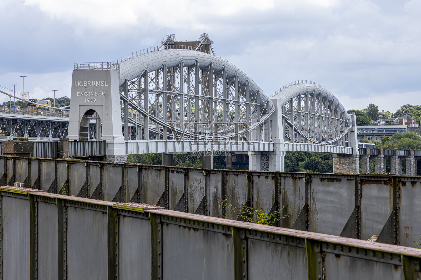 塔马河 - 皇家阿尔伯特桥照片摄影图片