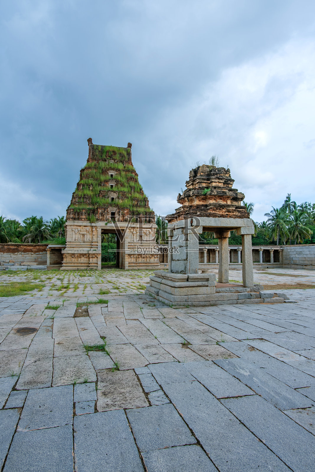 帕特比拉马寺，印度汉皮照片摄影图片
