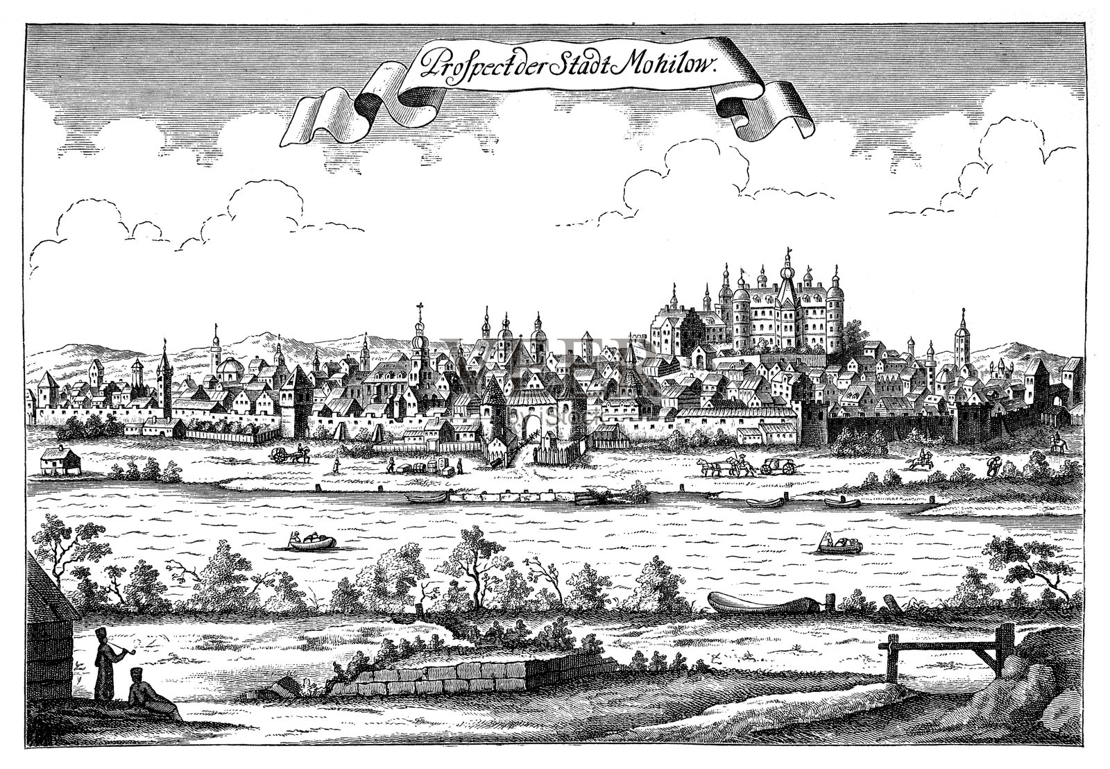 莫吉廖夫市历史中心映照在第聂伯河中，18世纪照片摄影图片