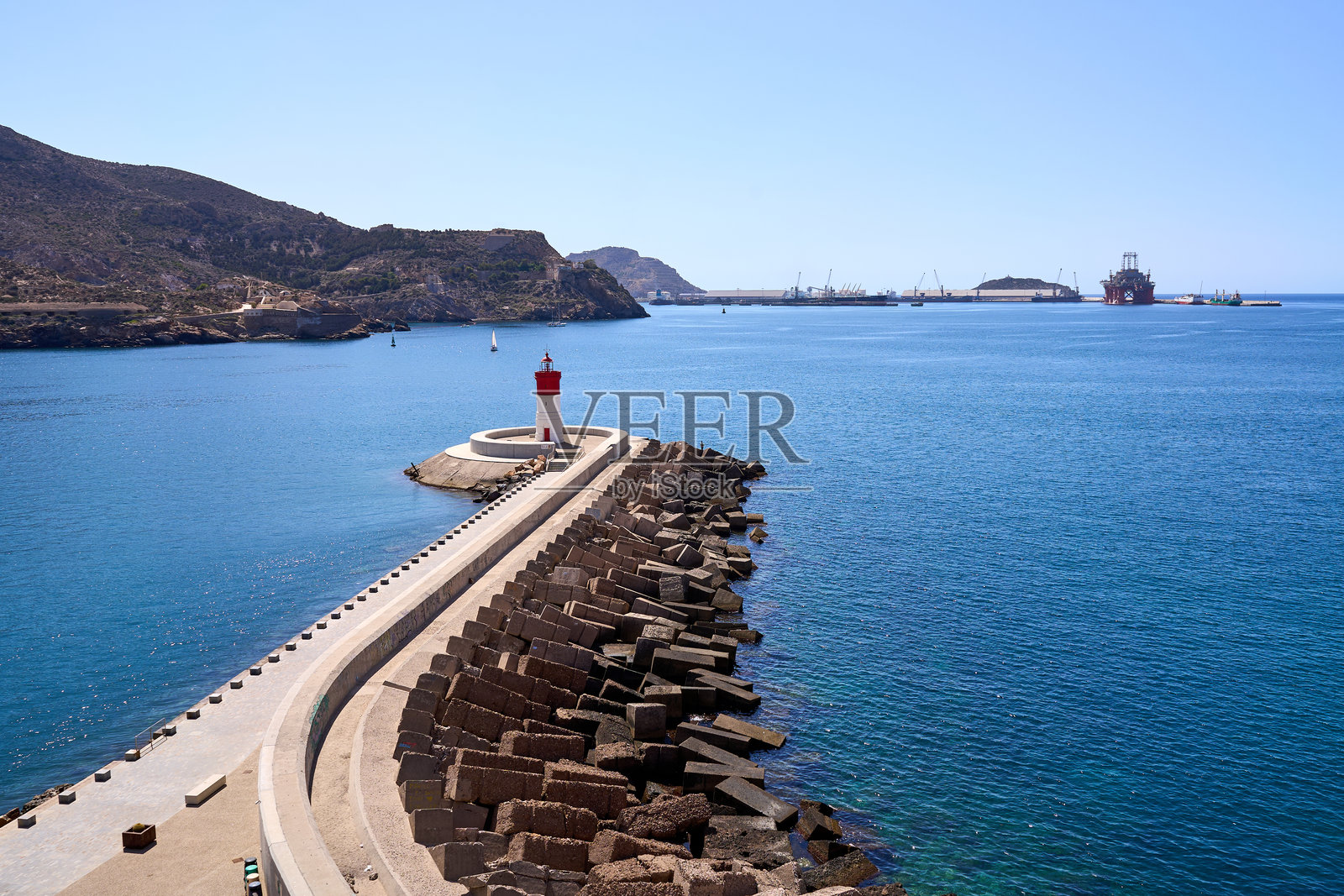 卡塔赫纳的防波堤灯塔照片摄影图片