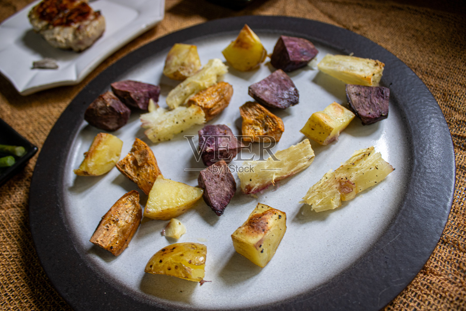 根菜类、芦笋和牛排系列照片摄影图片