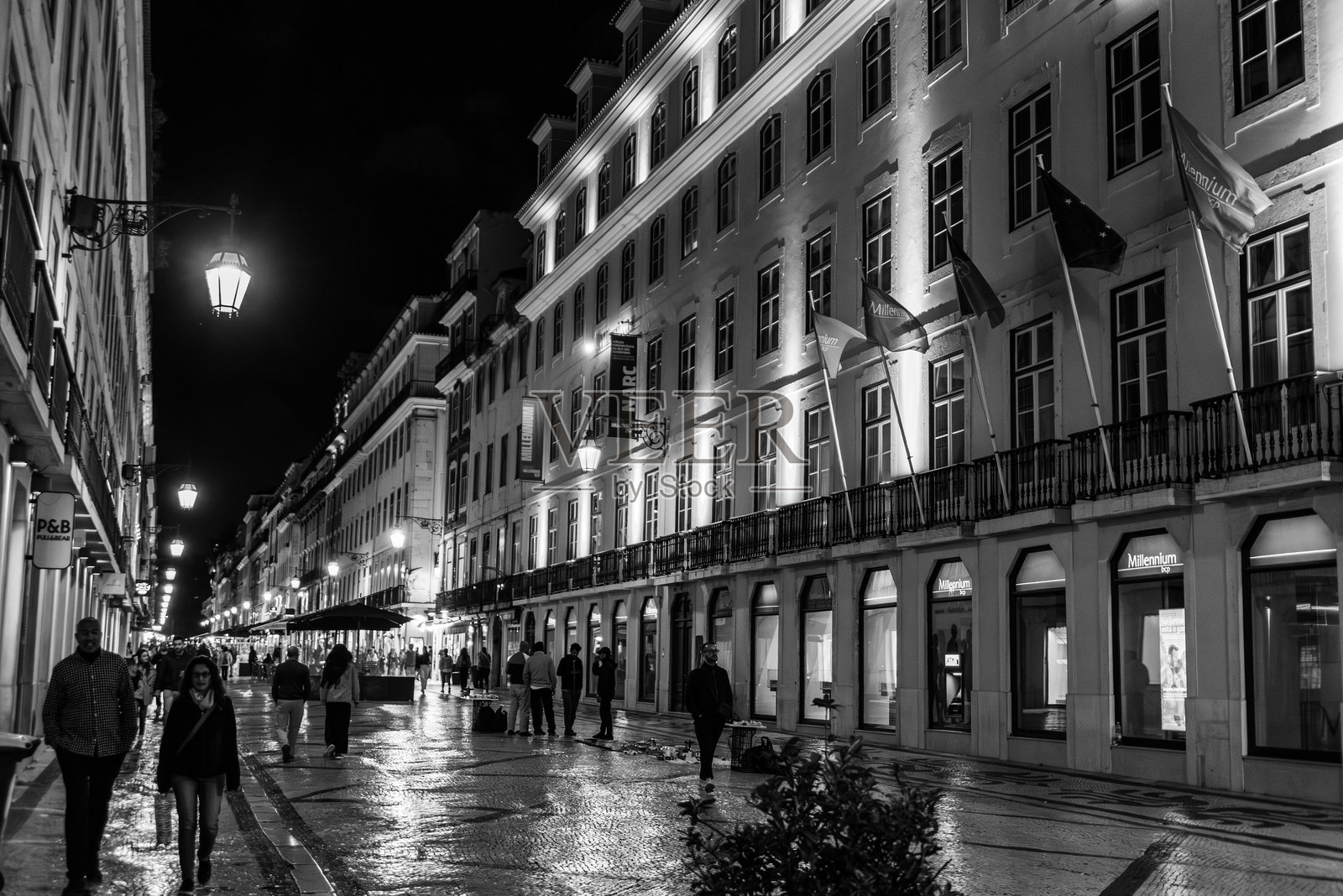 里斯本市中心的奥古斯塔街街头生活照片摄影图片