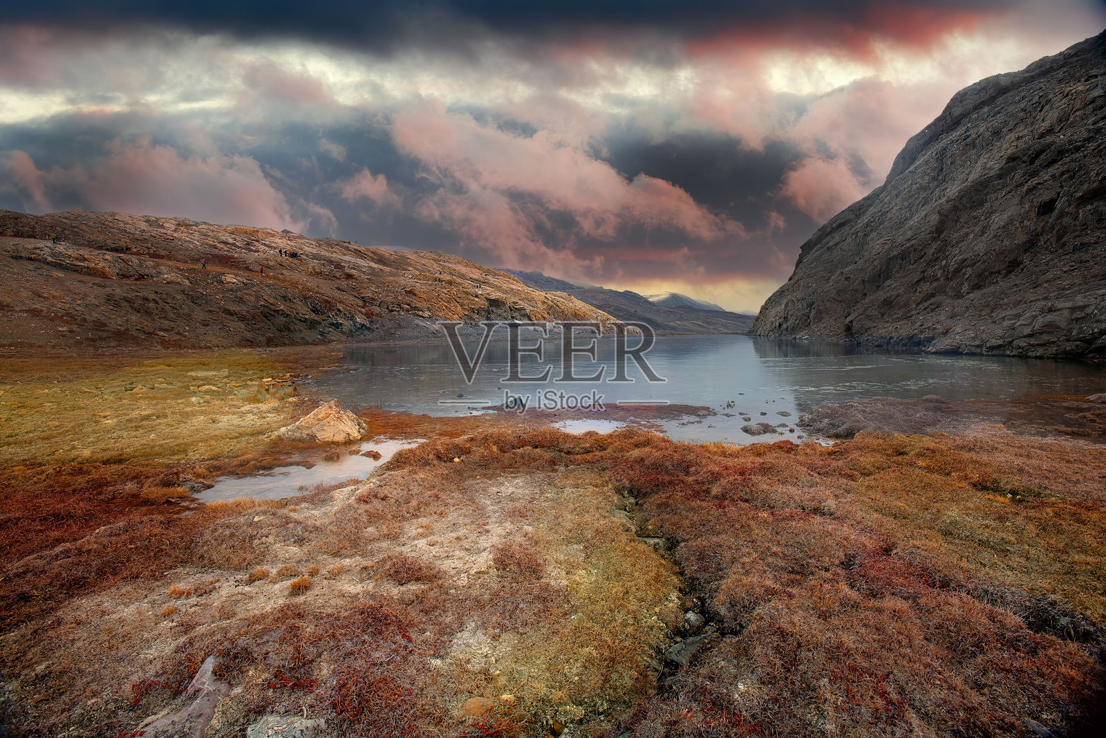 东格林兰海岸秋季日落的风景画面照片摄影图片