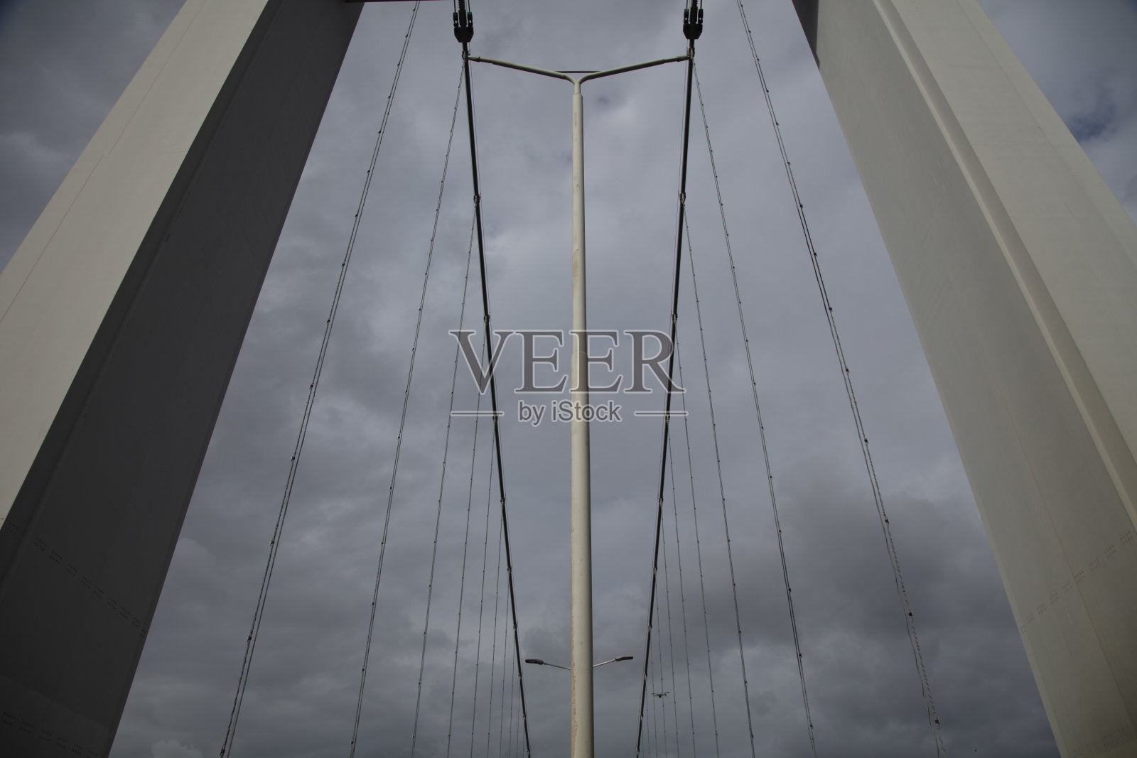 伊斯坦布尔博斯普鲁斯大桥，7月15日烈士大桥，伊斯坦布尔博斯普鲁斯海峡景观照片摄影图片