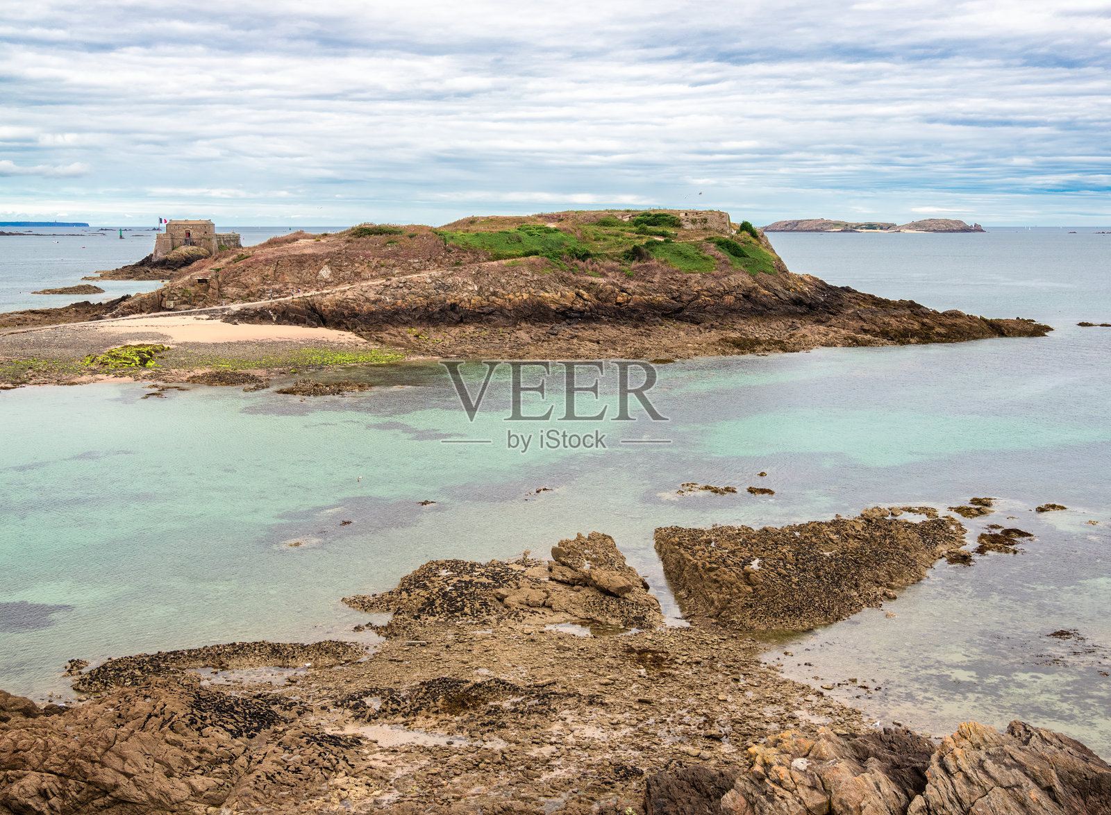布列塔尼圣马洛的海岸风光照片摄影图片