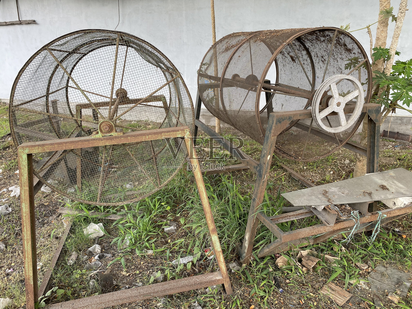 废弃的叶子筛选机照片摄影图片