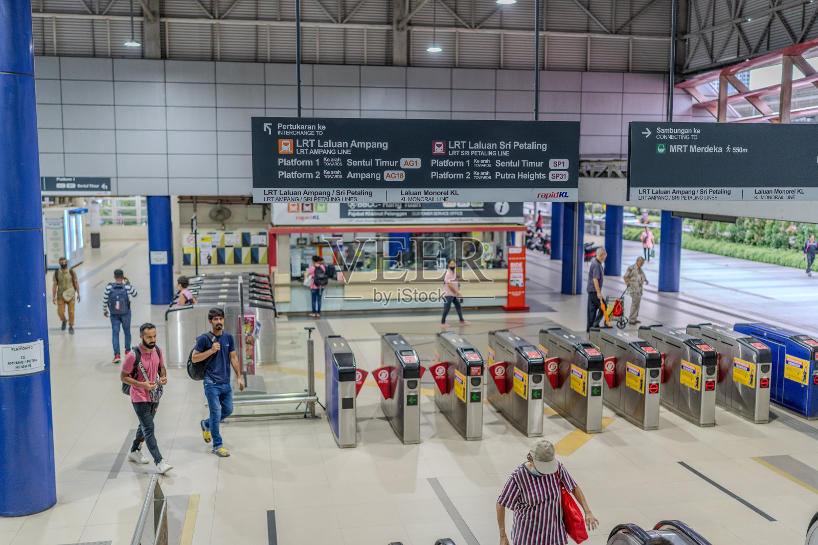 2024年6月16日,马来西亚吉隆坡武吉免登的汉都亚站早晨。照片摄影图片