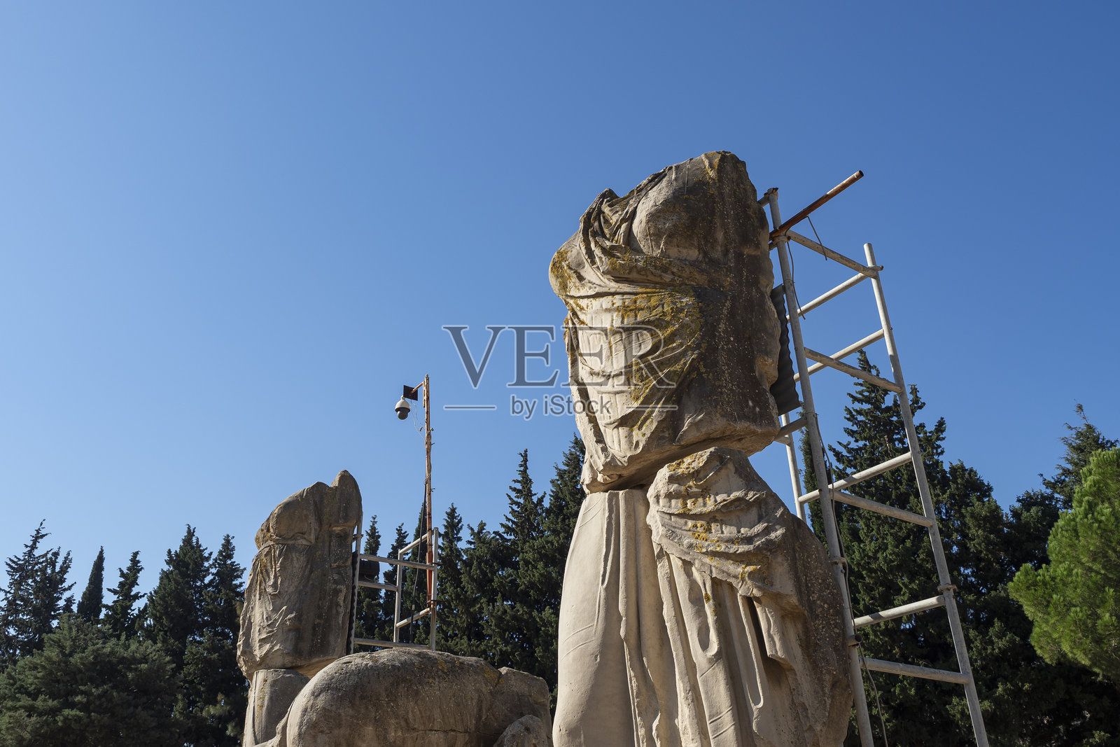 克拉罗斯（Klaros, Clarus）的风景，这是一处位于爱奥尼亚海岸的古希腊圣地。照片摄影图片