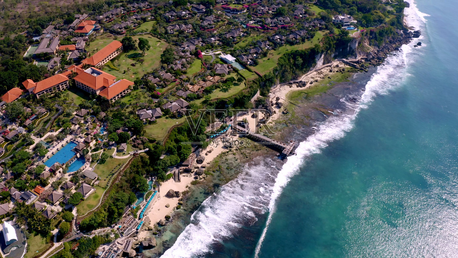 印度尼西亚巴厘岛的海岸线，包括岛屿和海洋。照片摄影图片
