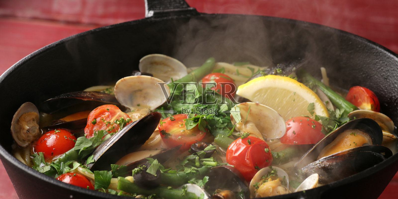 海鲜意大利面照片摄影图片