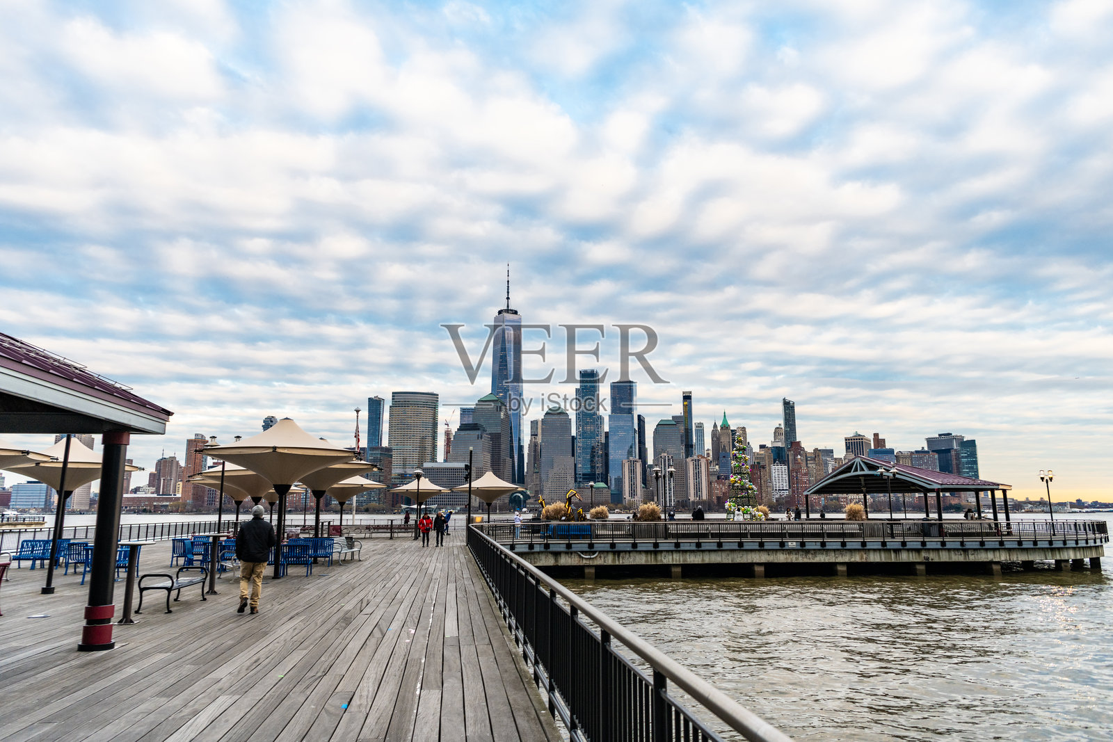 新泽西州海滨的现代摩天大楼城市天际线照片摄影图片